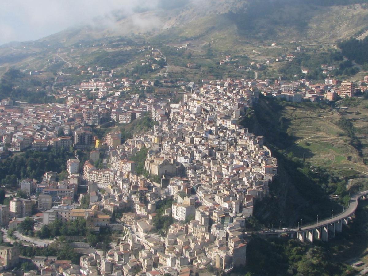 La Casa Della Nonna Lägenhet Cammarata Exteriör bild