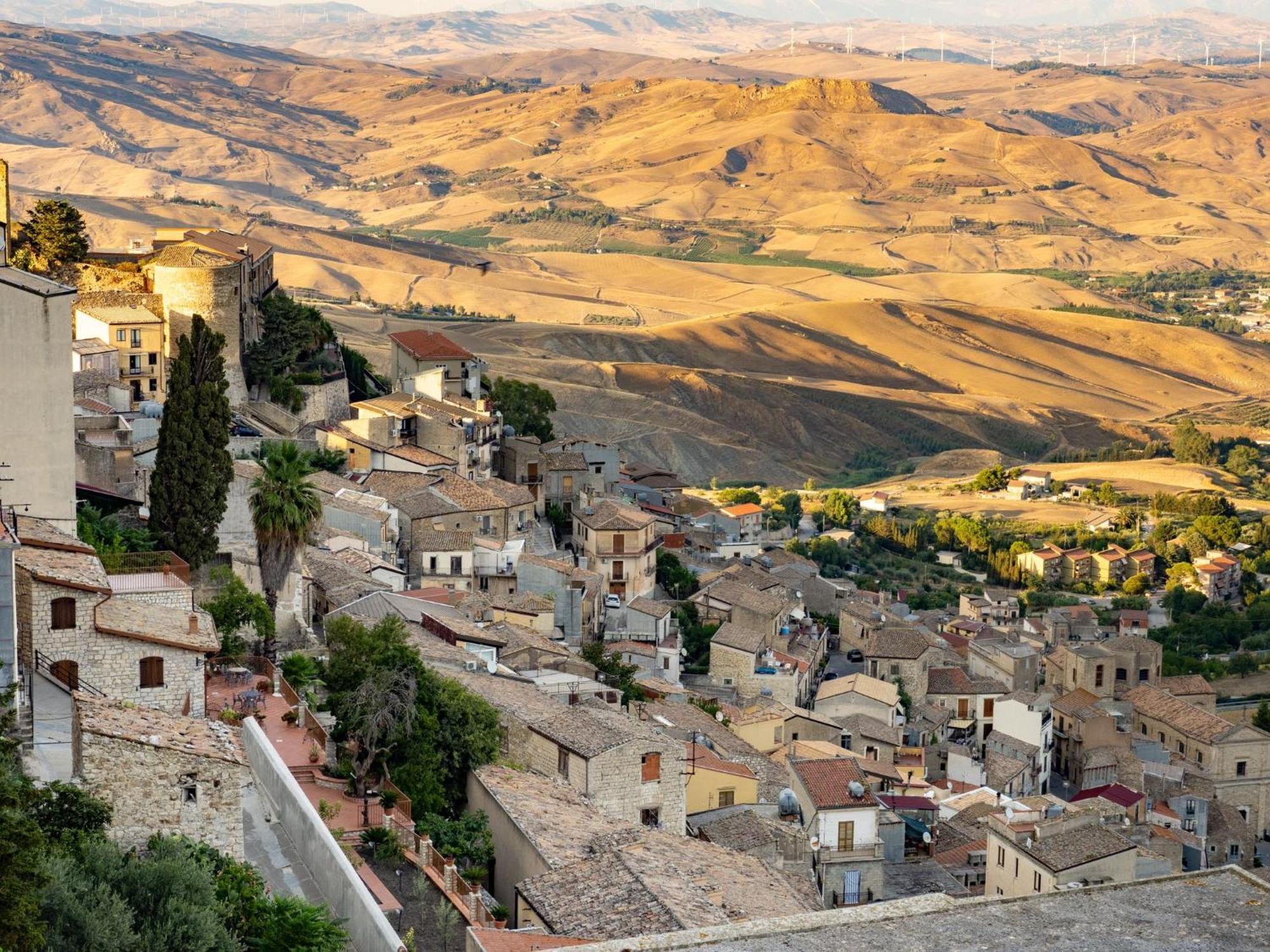 La Casa Della Nonna Lägenhet Cammarata Exteriör bild